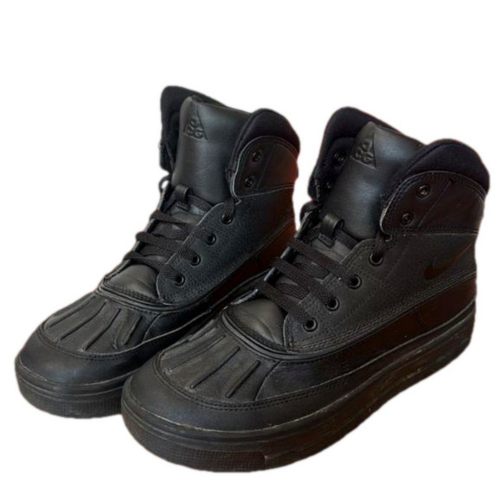 Nike Woodside Youth 5Y Grade School Black Ankle Boots Waterproof Weatherproof